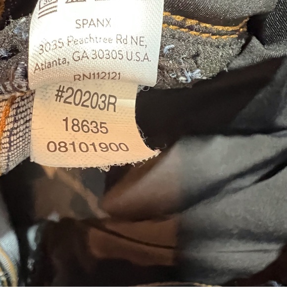 Spanx Distressed Skinny Jeans Raw Hem Stretch Legging Dark Denim Size Medium - Picture 10 of 13